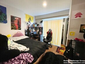30 Sumner St, Unit 1 in Boston, MA - Building Photo - Building Photo