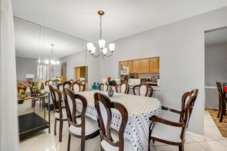 821 Sky Pine Way in Greenacres, FL - Building Photo - Building Photo