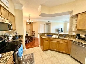 9901 Baywinds Blvd in Royal Palm Beach, FL - Building Photo - Building Photo