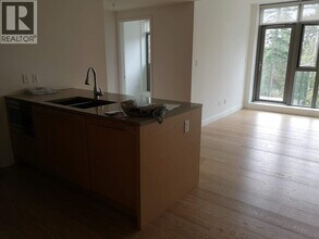 5782 Berton Ave in Vancouver, BC - Building Photo - Building Photo