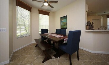 5324 Cottonwood Tree Cir in Valrico, FL - Building Photo - Building Photo