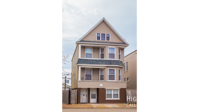 property at 5117 N Western Ave