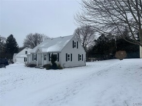 3 Wills Dr in New Hartford, NY - Building Photo - Building Photo