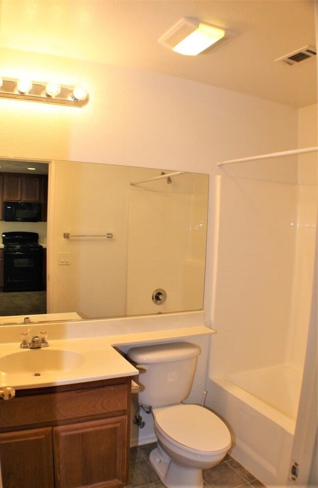 25790 Iris Ave in Moreno Valley, CA - Building Photo - Building Photo