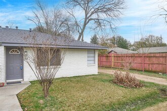 309 S Magnolia St in Tomball, TX - Building Photo - Building Photo