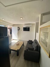 13130 Ridgedale Dr, Unit ADU in Poway, CA - Building Photo - Building Photo