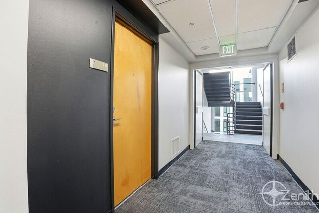 701 Columbia St in Vancouver, WA - Building Photo - Building Photo