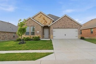 727 Fort Ln in Fate, TX - Building Photo