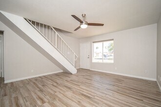 808 N 95th Dr in Tolleson, AZ - Foto de edificio - Building Photo