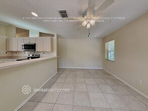 4081 SW Jaqust St in Port St. Lucie, FL - Foto de edificio - Building Photo