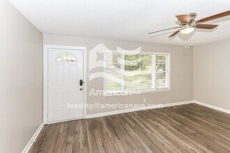 110 Colbert Blvd in Warner Robins, GA - Foto de edificio - Building Photo