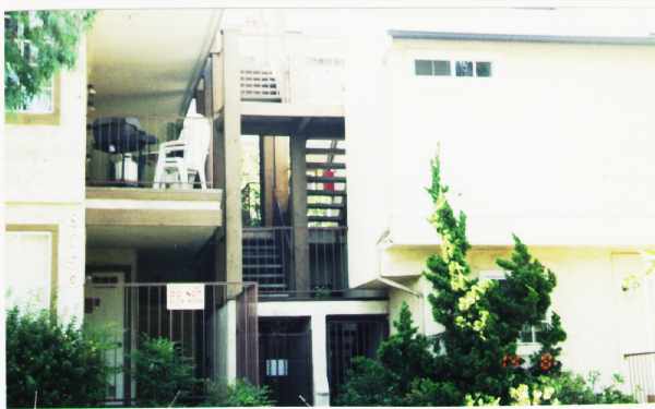 Fountain Creek Apartments in Long Beach, CA - Foto de edificio - Building Photo