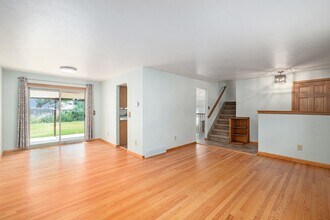 4381 S Estes St in Littleton, CO - Building Photo - Building Photo