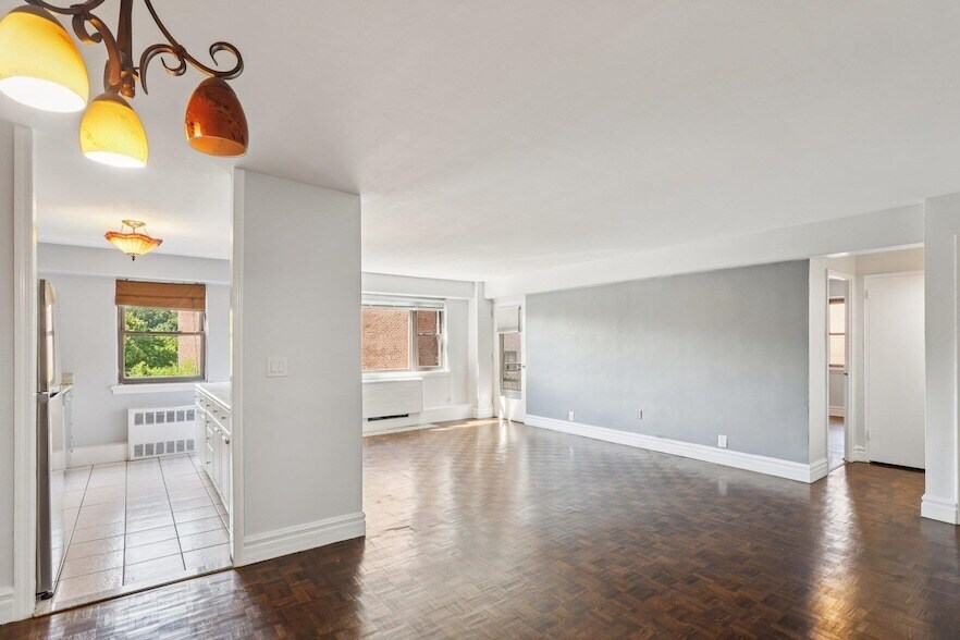 8800 88th St, Unit 0736 in North Bergen, NJ - Building Photo