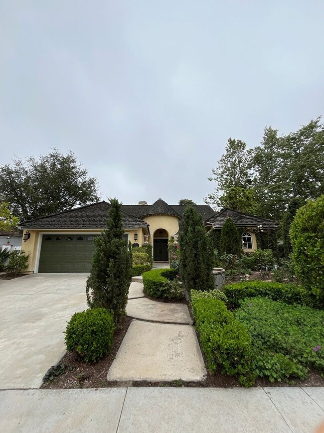 24112 Country View Dr in Coto De Caza, CA - Building Photo - Building Photo
