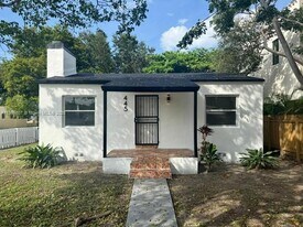 445 NW 44th St in Miami, FL - Building Photo