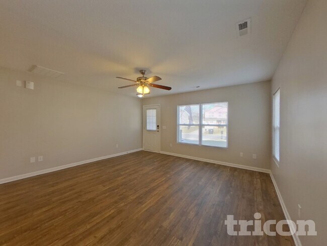 1624 Long Paw Ln in Charlotte, NC - Foto de edificio - Building Photo