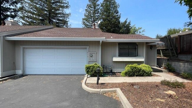 property at 624 Ahwahnee Ct