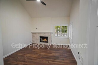 27221 Camden Pl in Santa Clarita, CA - Building Photo - Building Photo