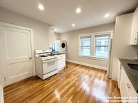 120 Hillside St photo'