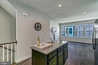 2820 Arts Vista Blvd in Hillcrest Heights, MD - Building Photo - Building Photo