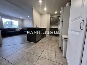 1541 N Riverside Ave, Unit 15 in Provo, UT - Foto de edificio - Building Photo