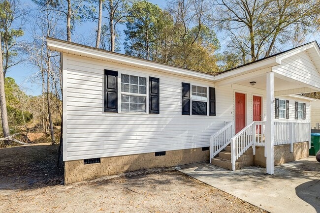 property at 803 Ash St Ext