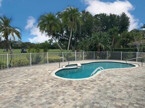 13772 Sand Crane Dr in West Palm Beach, FL - Building Photo - Building Photo