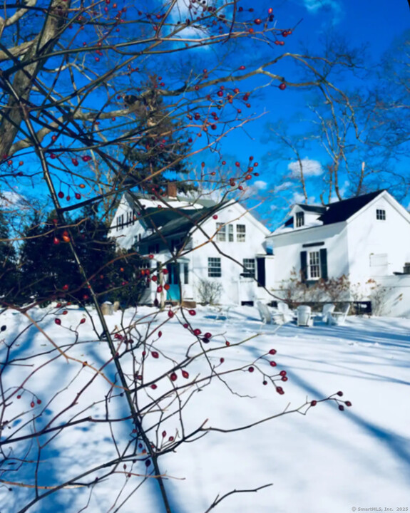 1200 Boston Post Rd in Old Saybrook, CT - Building Photo