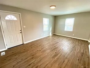 2712 Melbourne Ave in Dayton, OH - Foto de edificio - Building Photo