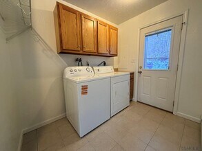 1915 Young St in Johnstown, PA - Building Photo - Building Photo