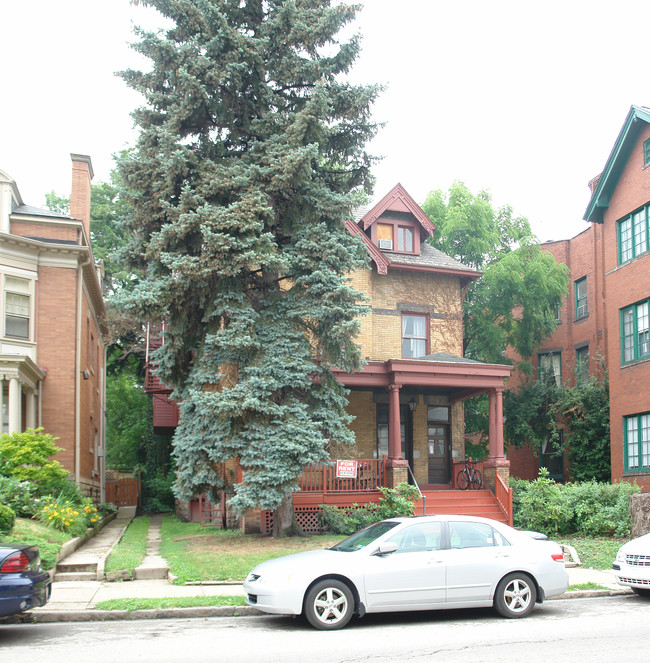 708 S Negley Ave in Pittsburgh, PA - Building Photo - Building Photo