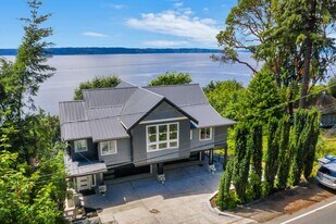 15901 Maplewild Ave SW in Burien, WA - Building Photo