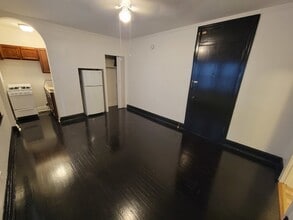 834 W Fullerton Ave in Chicago, IL - Building Photo - Building Photo