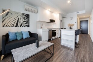 1383 Av. Argyle in Montréal, QC - Building Photo