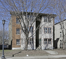 1916-1918 3rd Ave S Apartments