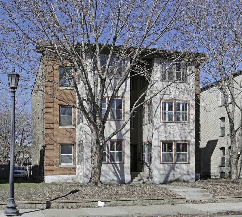 1916-1918 3rd Ave S in Minneapolis, MN - Foto de edificio