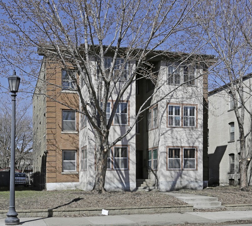 1916-1918 3rd Ave S in Minneapolis, MN - Building Photo