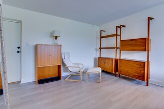 3601 5th St S, Unit Room 1 in Arlington, VA - Building Photo - Building Photo