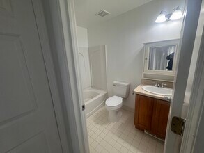 1152 Faulkner in Troy, MI - Building Photo - Building Photo