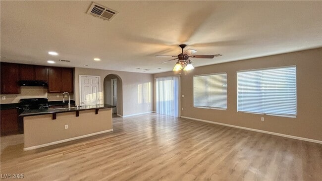 721 E Caballo Hills Ave in North Las Vegas, NV - Building Photo - Building Photo