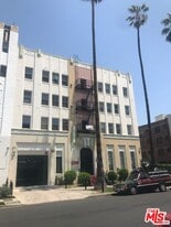 814 S Hobart Blvd in Los Angeles, CA - Building Photo