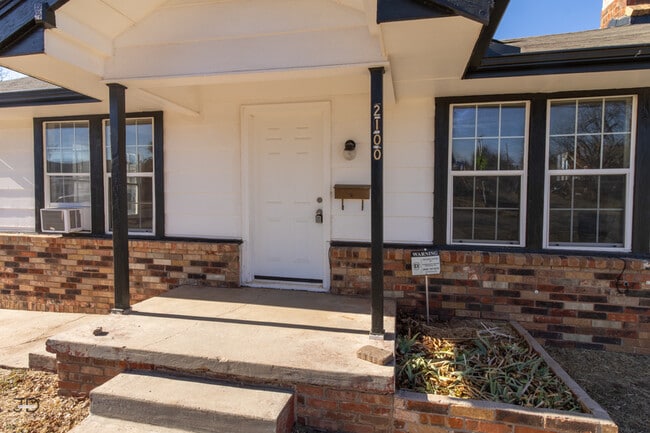 2100 Garfield St in Wichita Falls, TX - Building Photo - Building Photo