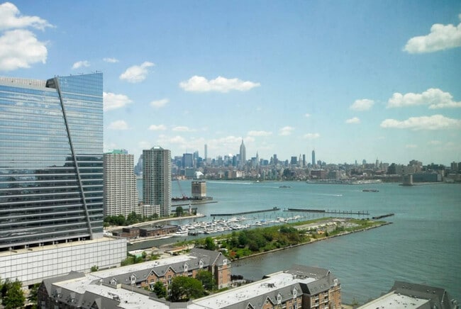 401 Washington Blvd-Unit -ID1016271P in Jersey City, NJ - Building Photo - Building Photo