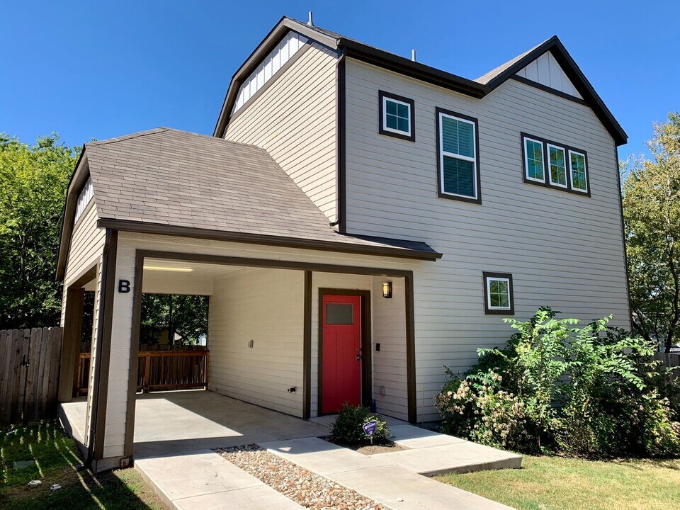5205 Samuel Huston Ave in Austin, TX - Building Photo