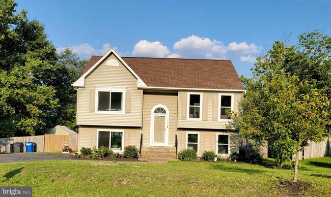 property at 10003 Erlwood Ct