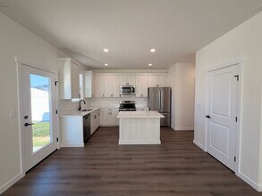 3495 Stardust St in Richland, WA - Building Photo - Building Photo
