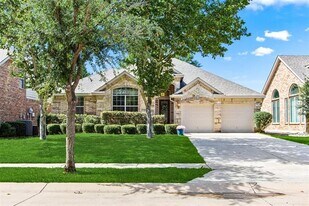 730 Peco St in Lantana, TX - Building Photo