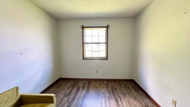 1346 S Post Oak Rd in Sulphur, LA - Building Photo - Building Photo