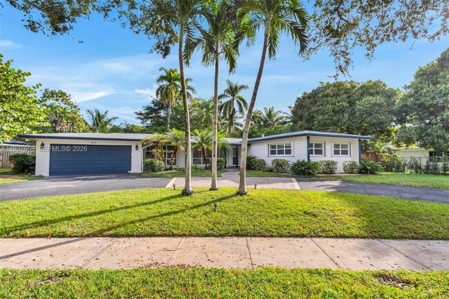 property at 812 Holly Ln